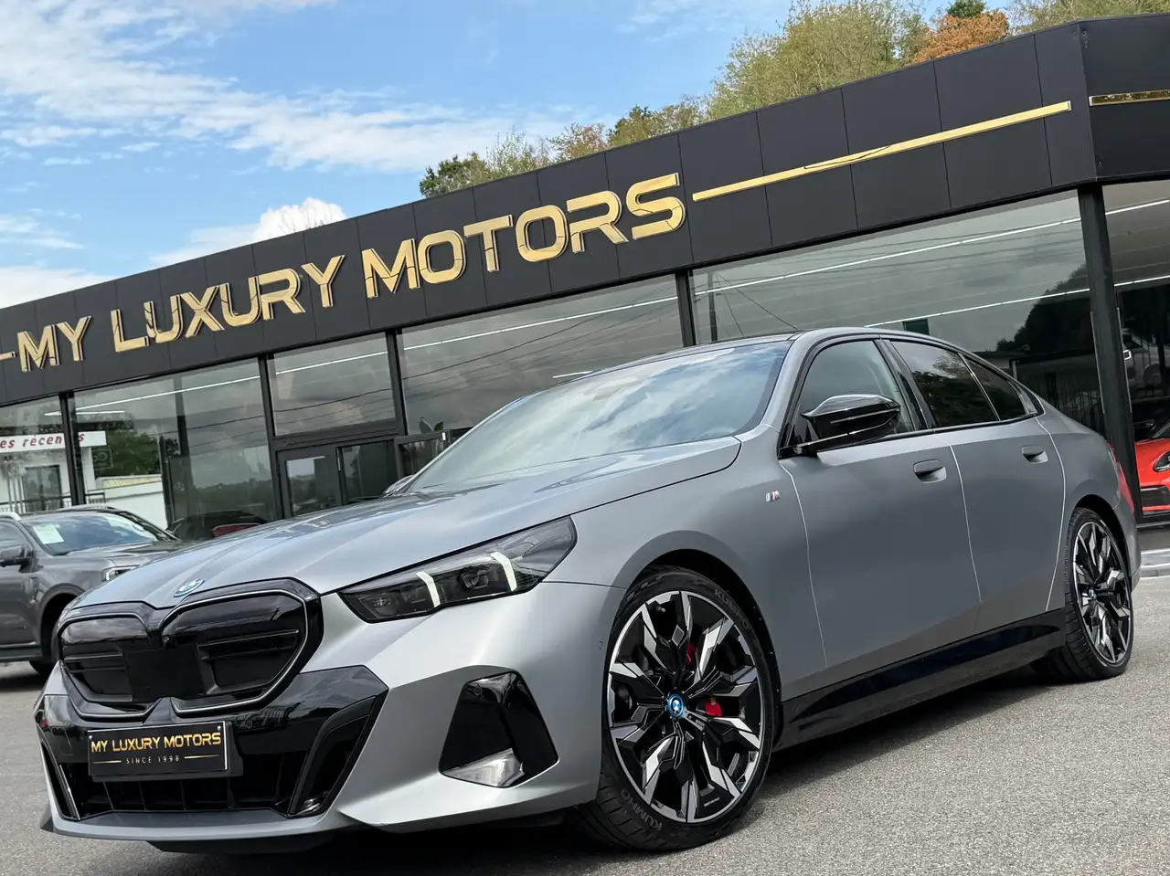 BMW i5